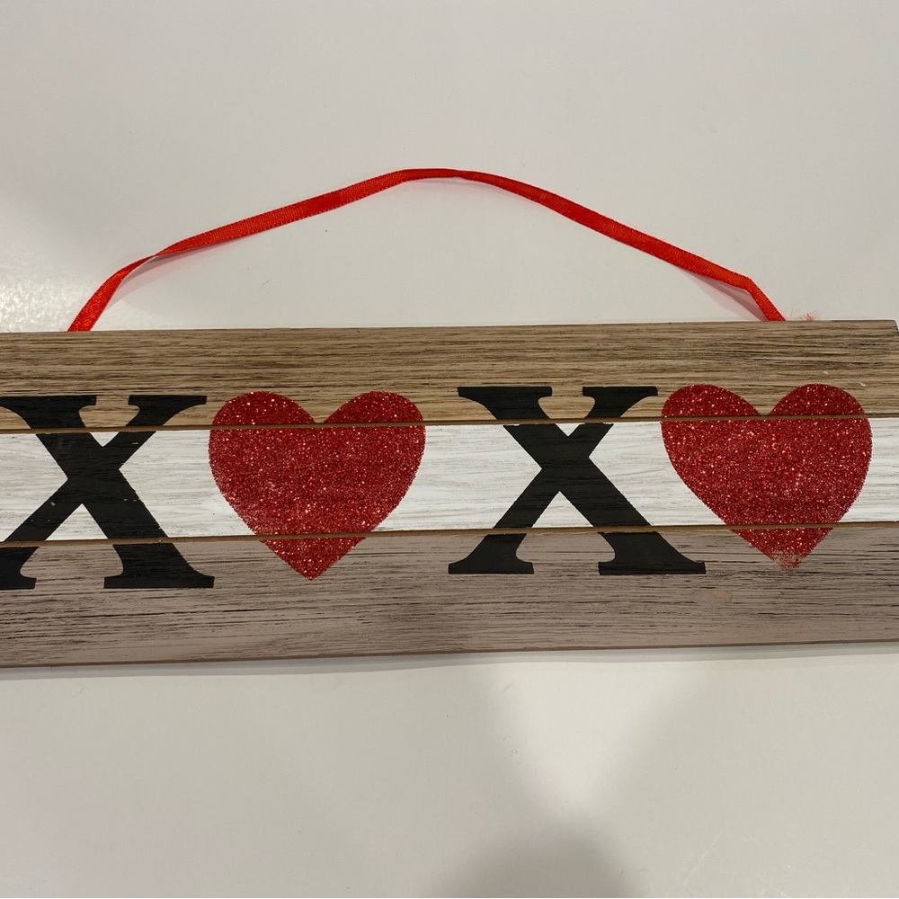 Wooden XO Heart Wall Decor